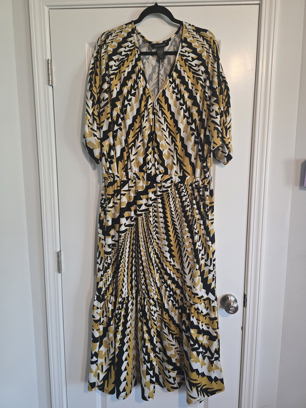 Ashley Stewart Black, Yellow & White Geometric Midi Dress